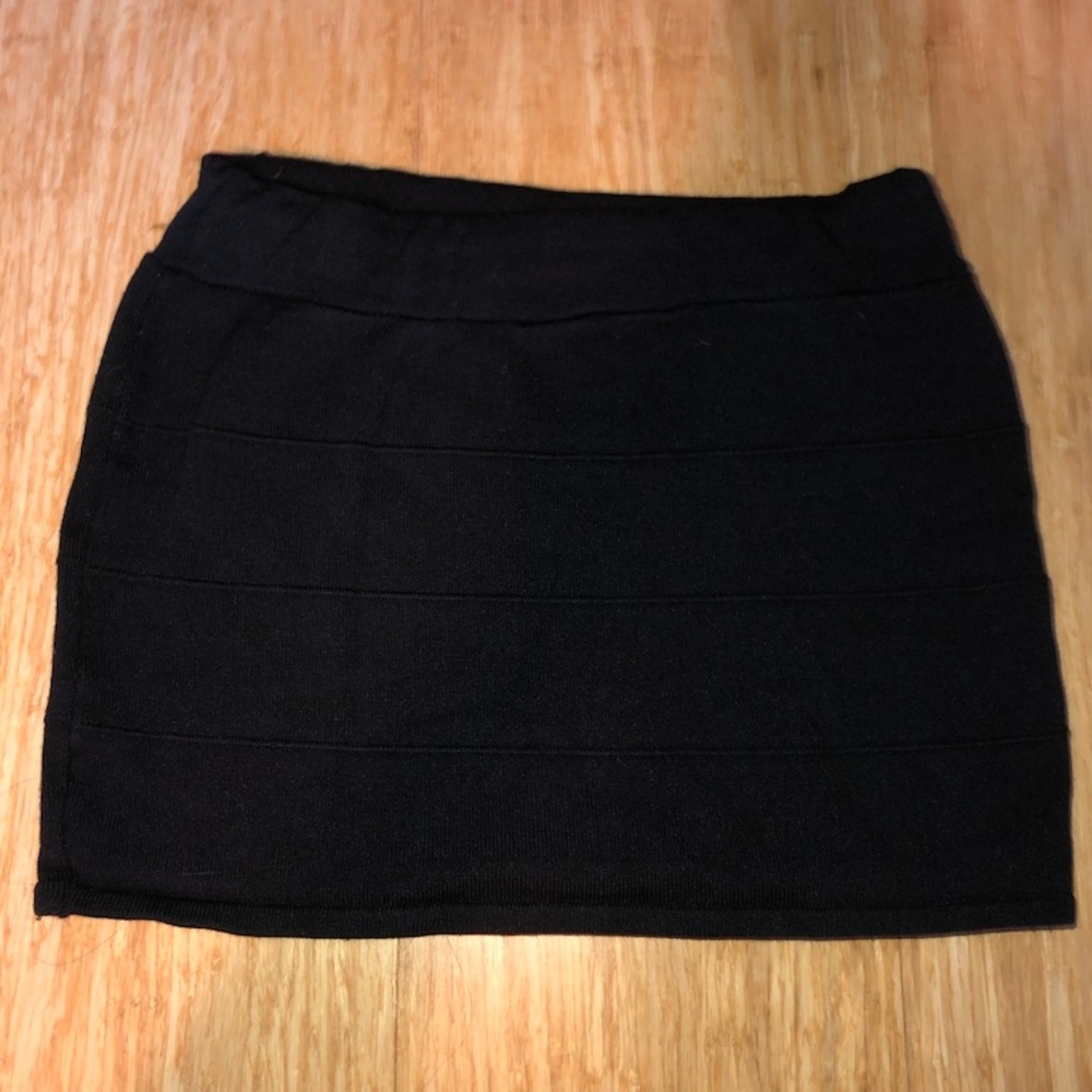 Urban Outfitters, black bodycon skirt